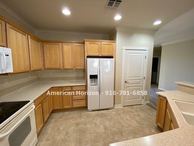 Foto del edificio - LEASED--Sun City Lincoln Three Bedroom
