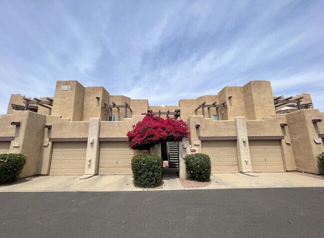 Building Photo - 7021 E Earll Dr