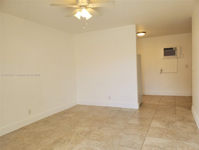 Foto del edificio - 26 SE 3rd Terrace