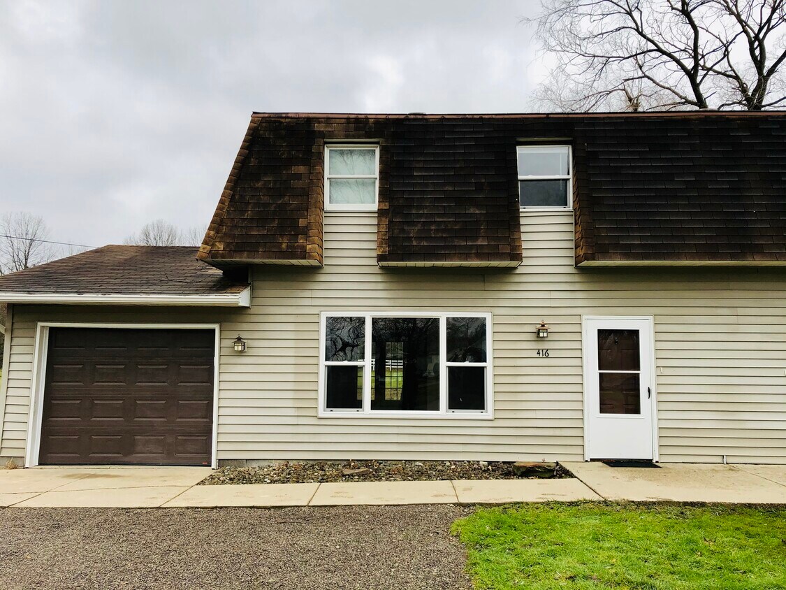 416 Housel Craft Rd, Cortland, OH 44410 House Rental in Cortland, OH