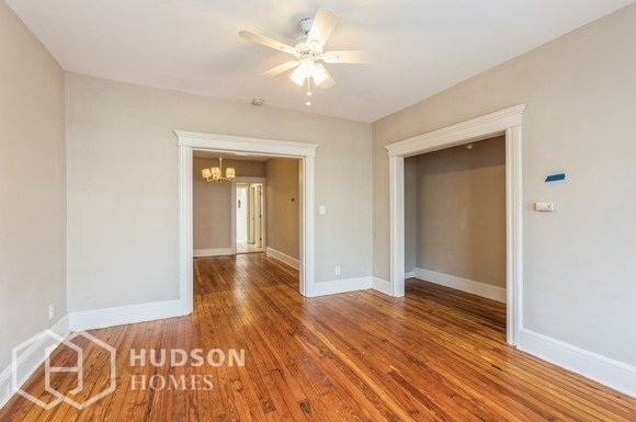 Building Photo - 295 Ege Ave