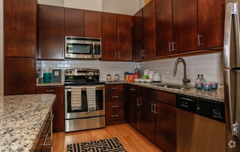 Interior Photo - Azul Baldwin Park