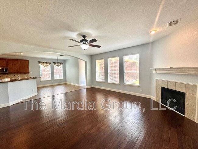 Foto del edificio - 1631 Clarke Springs Dr