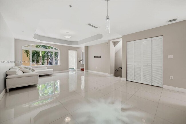 Foto del edificio - 2729 NE 184th Way