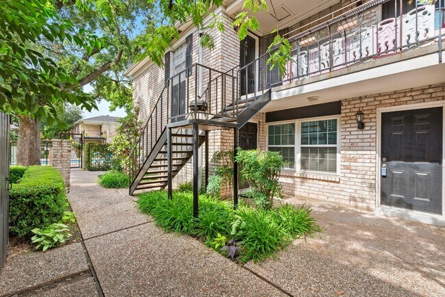 Foto del edificio - 7900 Westheimer Rd