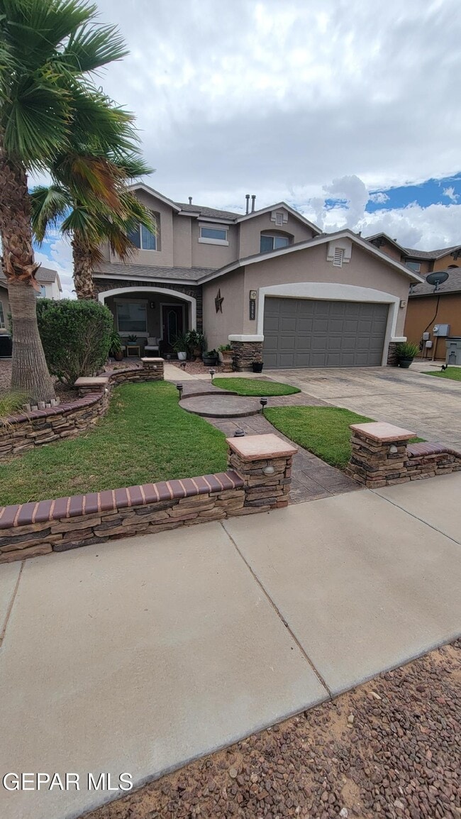 Building Photo - 3880 Loma Brisa Dr