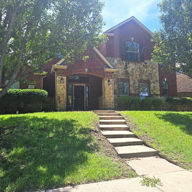 Building Photo - 1814 Long Prairie Rd