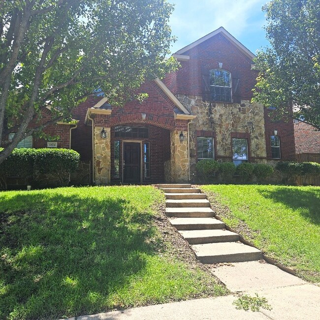 Foto del edificio - 1814 Long Prairie Rd