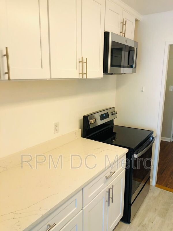 Building Photo - 400 O St SW