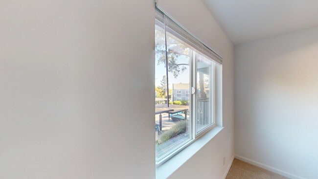 Building Photo - 551 Alameda del Prado