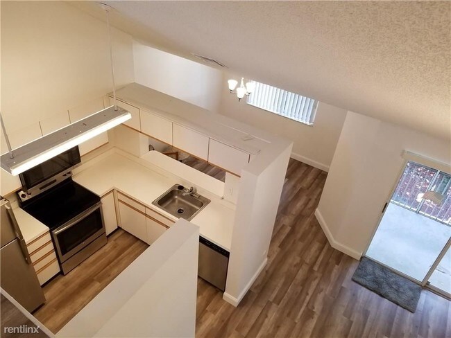 Foto del edificio - 2 br, 2 bath  - 717 NW 92nd Ave