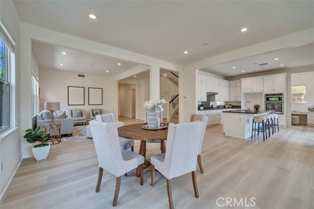 Building Photo - 6014 Amora Dr