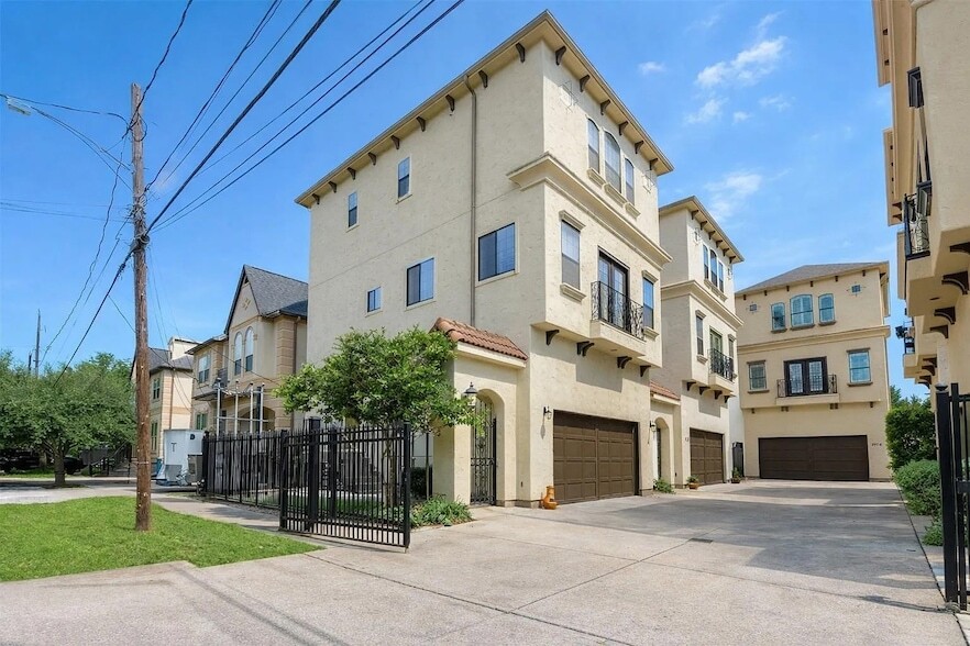 Photo - 1426 W 21st Street Unit A