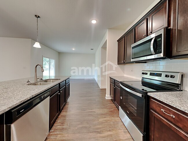 Building Photo - 1094 Tan Tara Trl