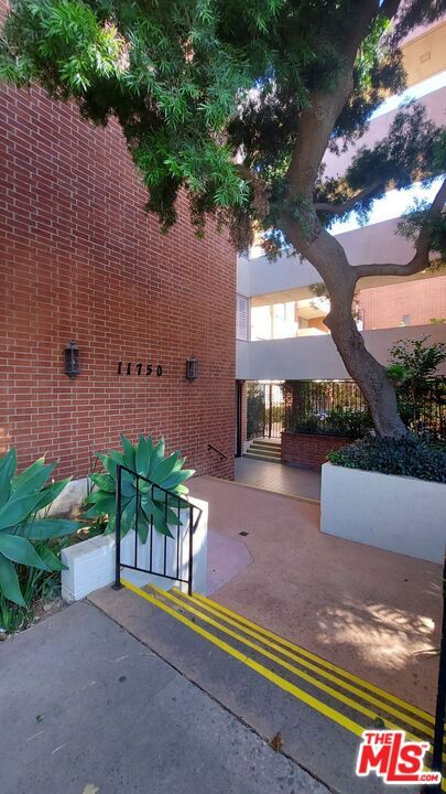 Building Photo - 11750 Sunset Blvd