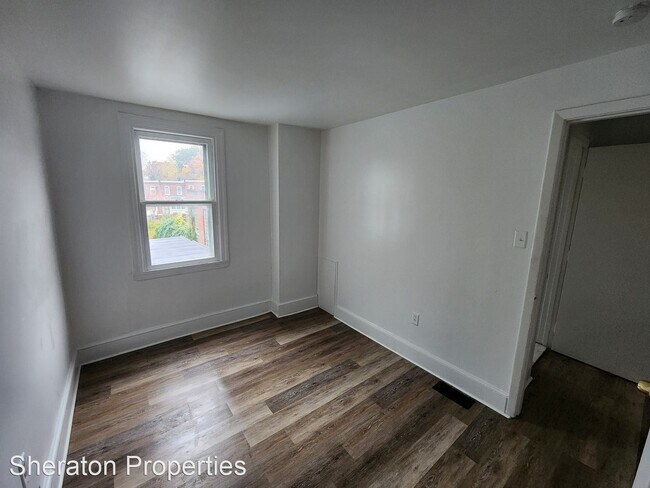 Building Photo - 3 br, 1 bath House - 322 8th Ave.