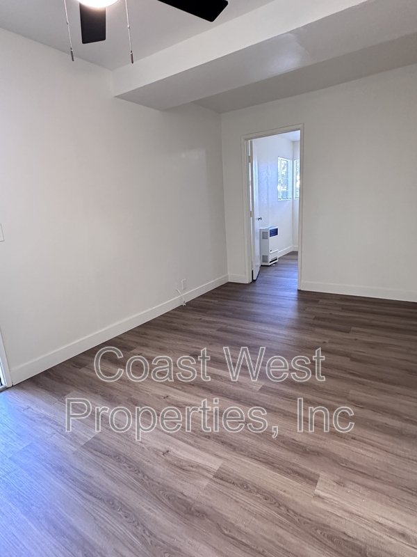 Building Photo - 3539 Roosevelt St
