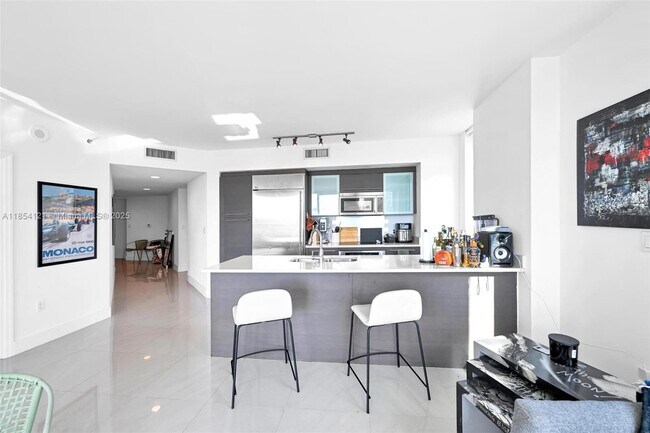 Foto del edificio - 500 Brickell Ave