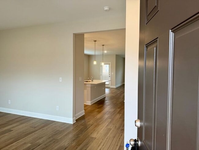 Foto del edificio - New Construction and over 3,500 of square footage!