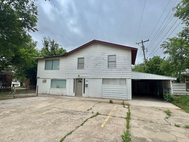 Building Photo - 444 Babb Dr