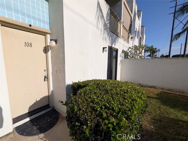 Foto del edificio - 12700 Josephine St