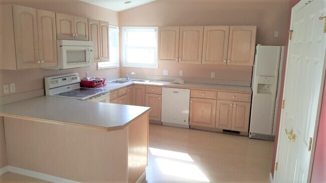 Foto del edificio - 8477 Countrywood Ct