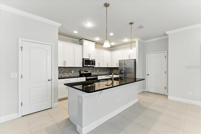 Foto del edificio - 7628 Aloma Pines Ct
