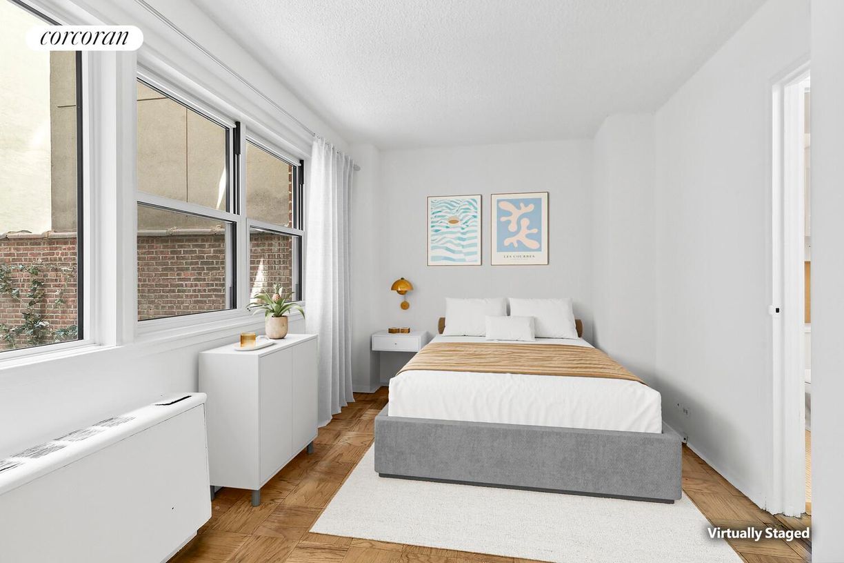 Foto del edificio - 77 E 12th St