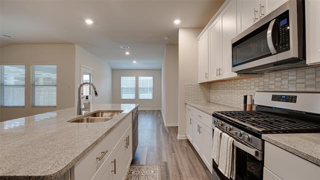 Building Photo - 1115 Enchanted Rock Ln