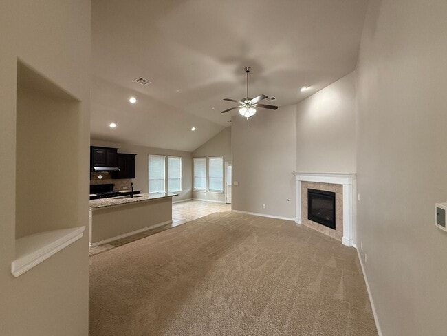 Photo - Beautiful 4 Bedroom Home in Mustang Schools