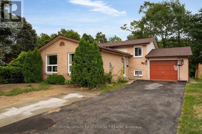 Building Photo - 27 Austen Ln