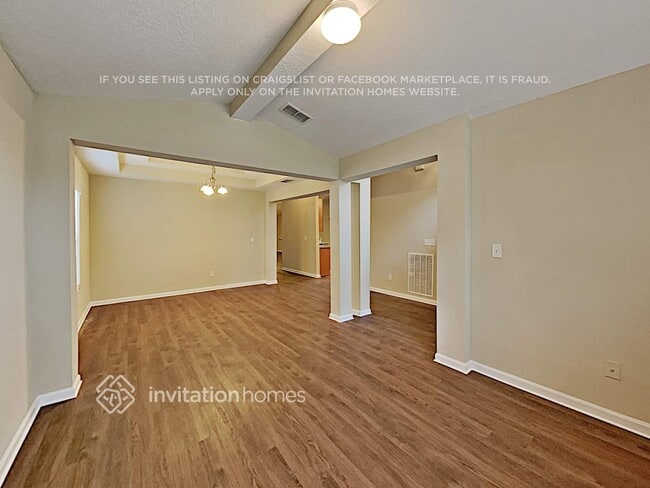 Foto del edificio - 11340 Riverstone Way