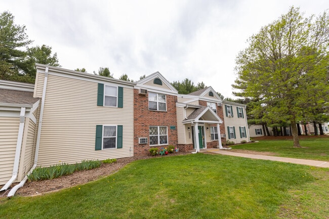 Building Photo - Weston Pines Apartments