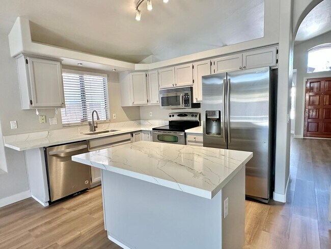 Foto del edificio - 4781 W Harrison St