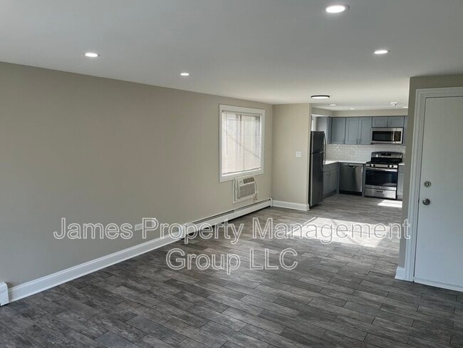 Foto del edificio - 3936 N Narragansett Ave