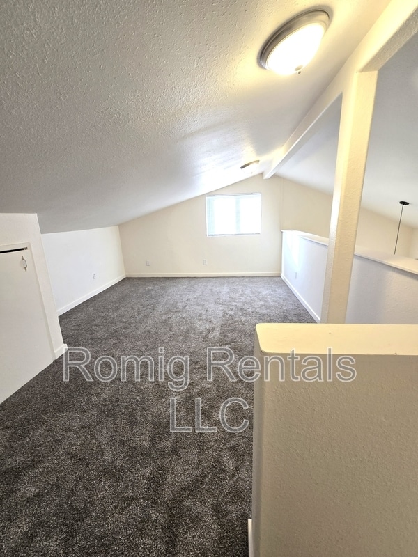 Foto del edificio - Cent- 1206 B Street