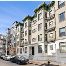 Building Photo - 65 Burbank St