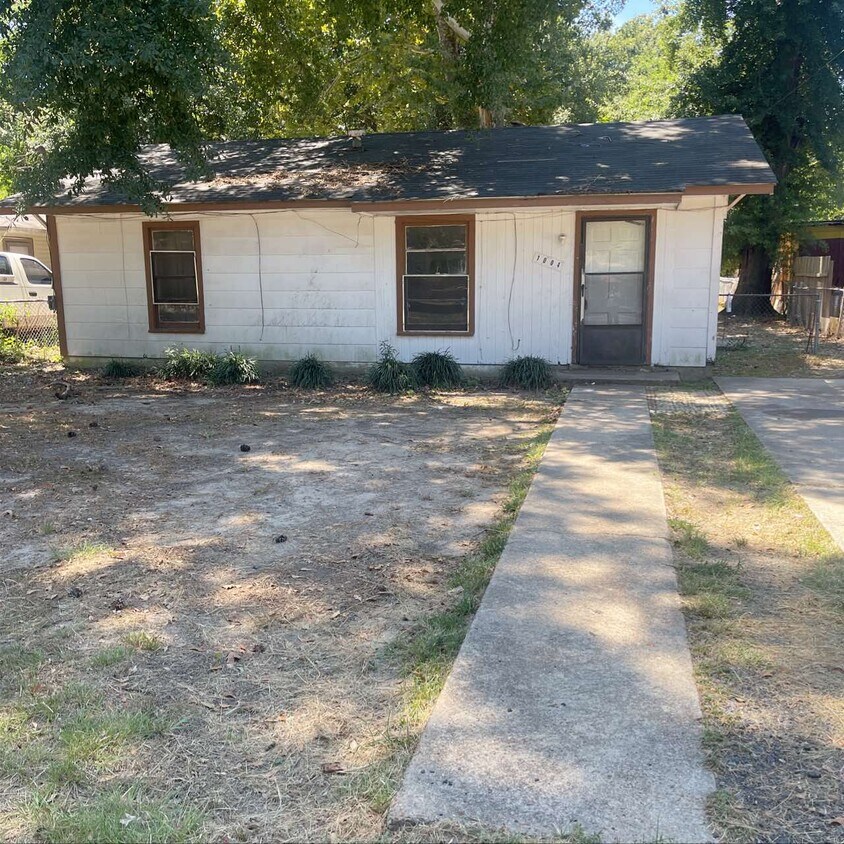 Foto principal - 1004 S 7th St