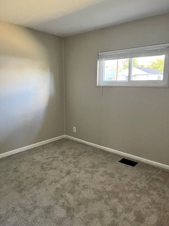 Building Photo - 3271 Rinda Ln