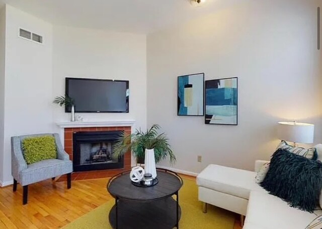 Foto del edificio - 2321 Rutger St