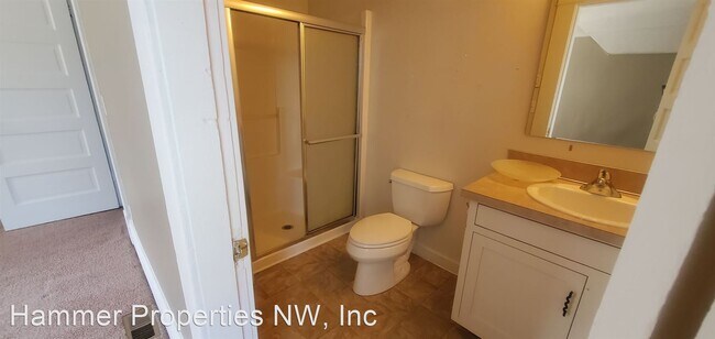 Foto del edificio - 4 br, 3.5 bath House - 301 Gladstone Street