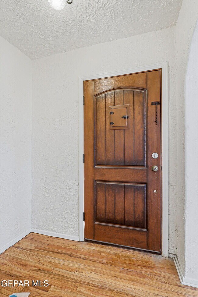 Foto del edificio - 3249 Lebanon Ave