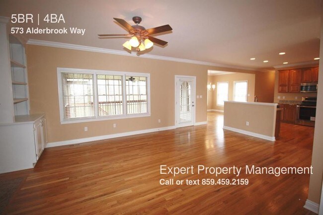Building Photo - 573 Alderbrook Way