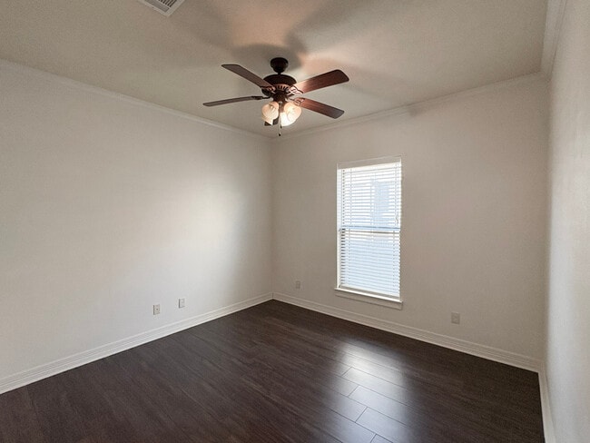Foto del edificio - 3585 Canyon Ln