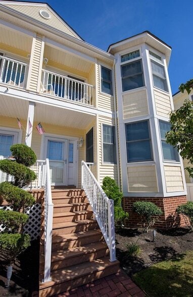 Foto del edificio - 213 N Jefferson Ave