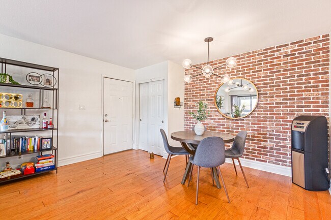 Foto del edificio - 3825 E Camelback Rd