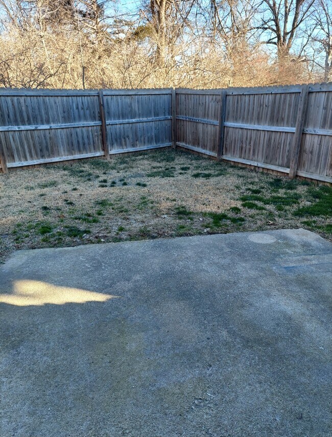 Foto del edificio - 2006 Rashid Ct