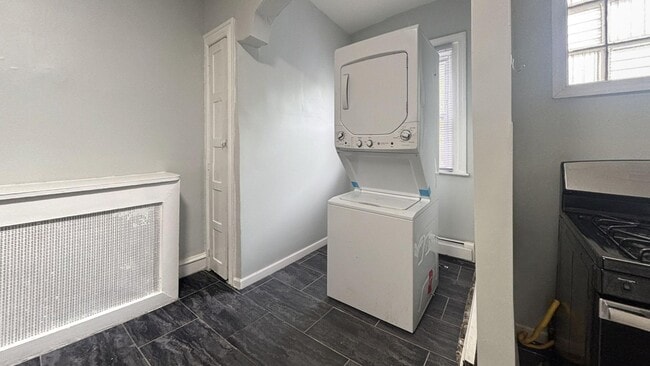 Photo - 1702 Wagner Ave Apartment