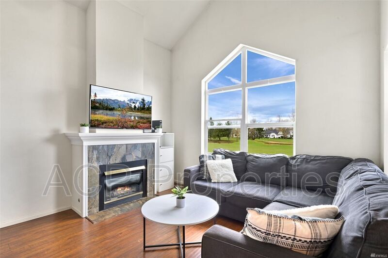 200 W Maberry Dr Unit 202, Lynden, WA 98264 Condo for Rent in Lynden