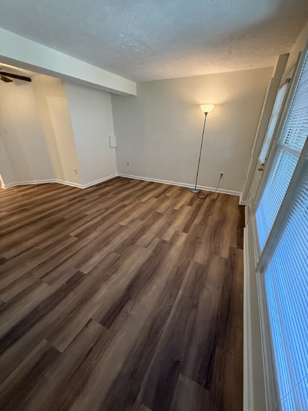 Foto del edificio - 12550 Post Creek Pl